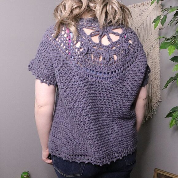 Pure Handknit | Chunky Knit Crochet Short Sleeve Blouse - Picture 4 of 7